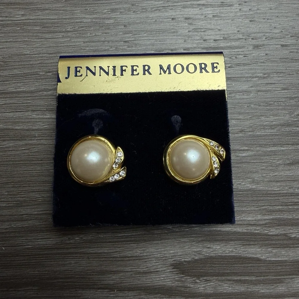 Vintage Jennifer Moore Faux Pearl Gold Tone Rhinestone Accent Clip On Earrings